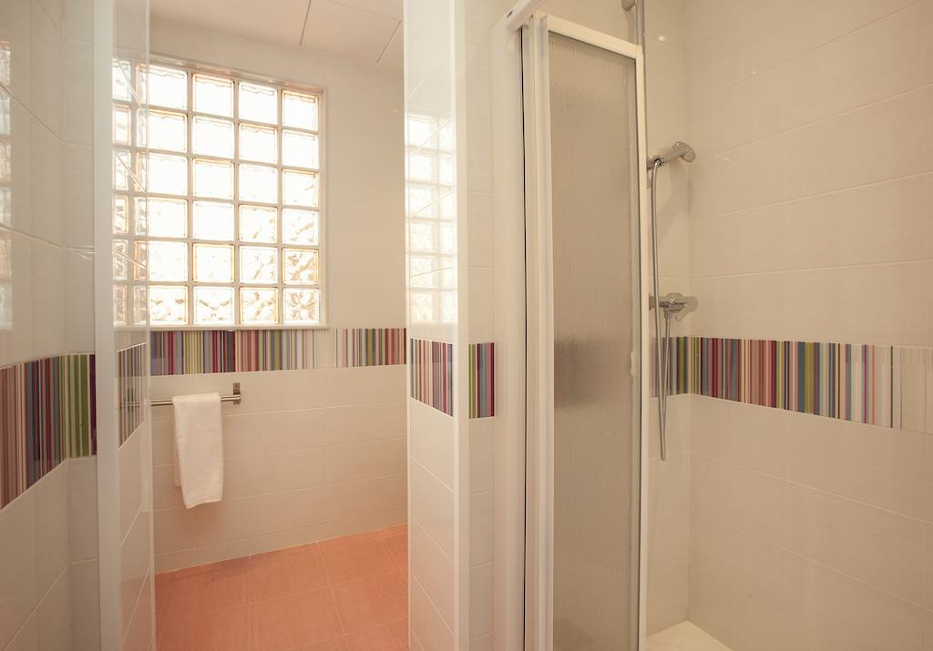 Barnapartments Basic Gracia Барселона Экстерьер фото