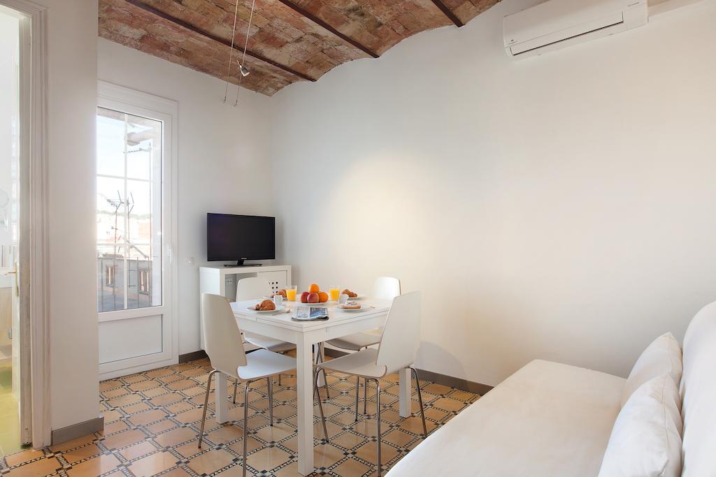 Barnapartments Basic Gracia Барселона Экстерьер фото