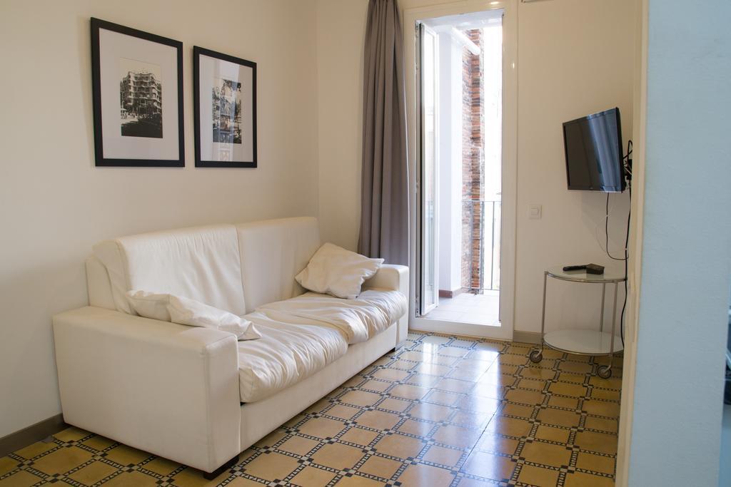 Barnapartments Basic Gracia Барселона Экстерьер фото