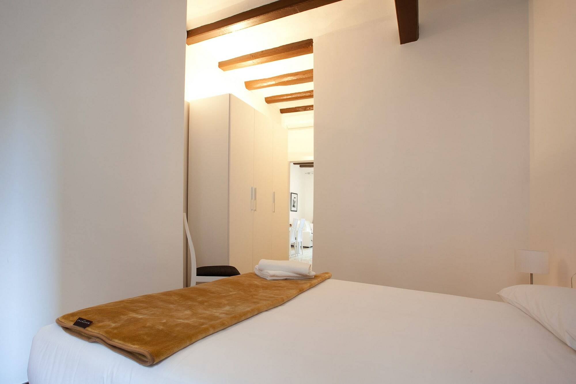 Barnapartments Basic Gracia Барселона Экстерьер фото